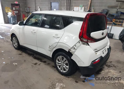 2021 Kia Soul Lx z USA, uszkodzony, nr VIN KNDJ23AU9M7759180